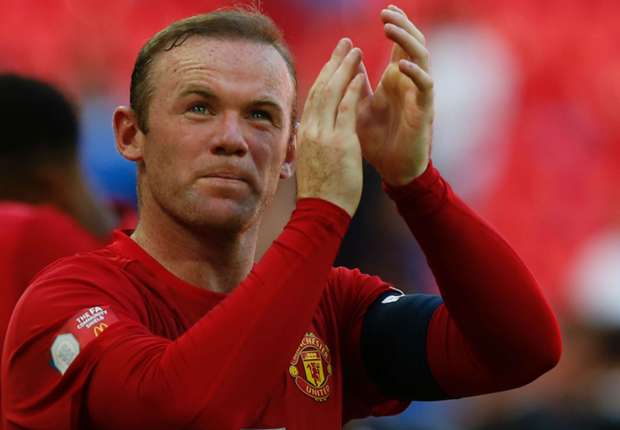 Ảnh bài viết Bị chỉ trích liên tục, Rooney vẫn được Nani bảo vệ