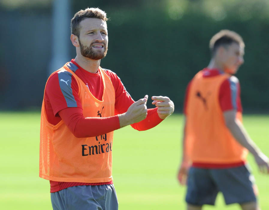 Ảnh bài viết Mustafi thử tài chỉ đạo trước trận gặp Chelsea