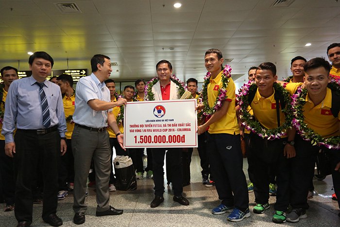 Ảnh bài viết VFF thưởng ĐT futsal Việt Nam 1,5 tỷ đồng