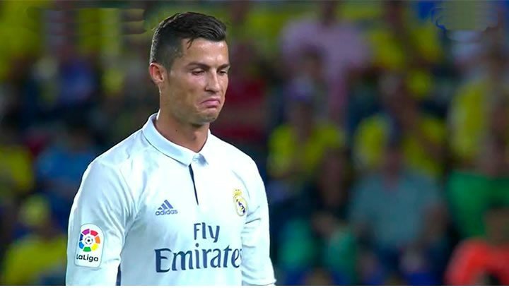 Ronaldo đã chửi Zidane?