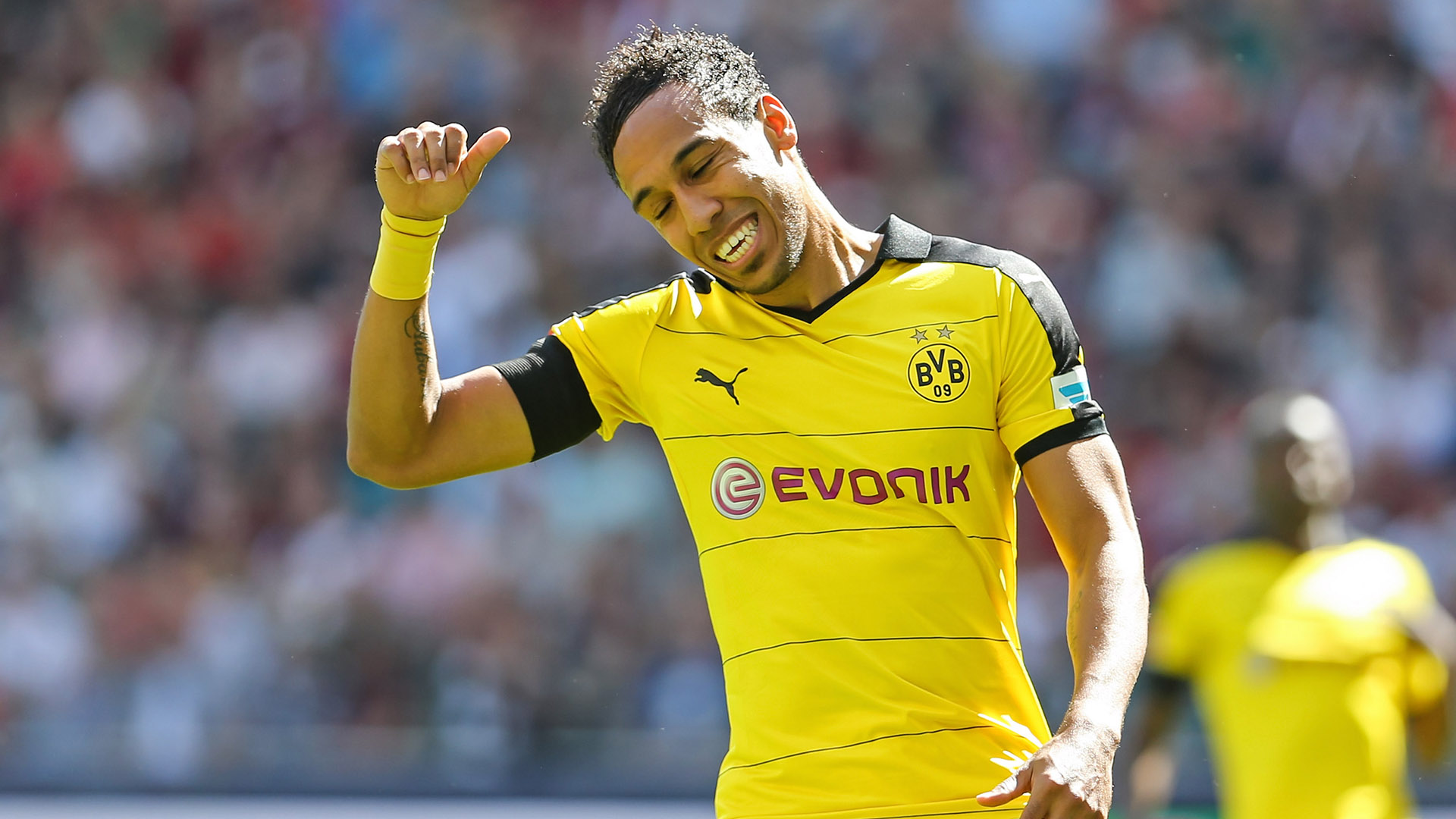 Aubameyang thổ lộ tình yêu với Real Madrid