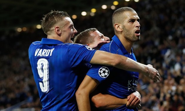 Slimani tỏa sáng, Leicester thắng chật vật trước Porto