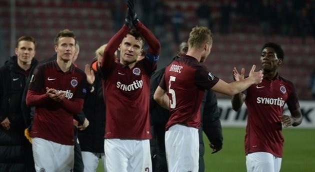 Để Icardi ngồi dự bị, Inter thua đau trên sân khách