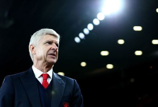 Michael Owen chỉ ra vấn đề của Arsenal