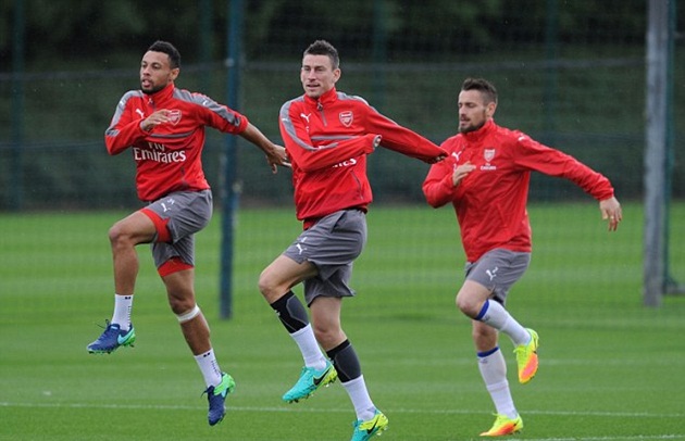 Dàn sao Arsenal hăng say tập luyện, hướng đến chiến thắng thứ 5 liên tiếp