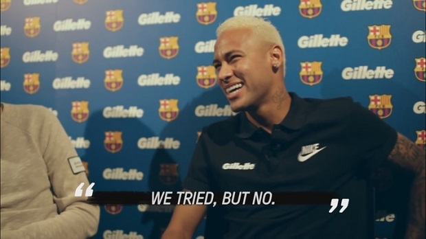 Luis Suarez nhất quyết từ chối nhuộm tóc giống Messi và Neymar