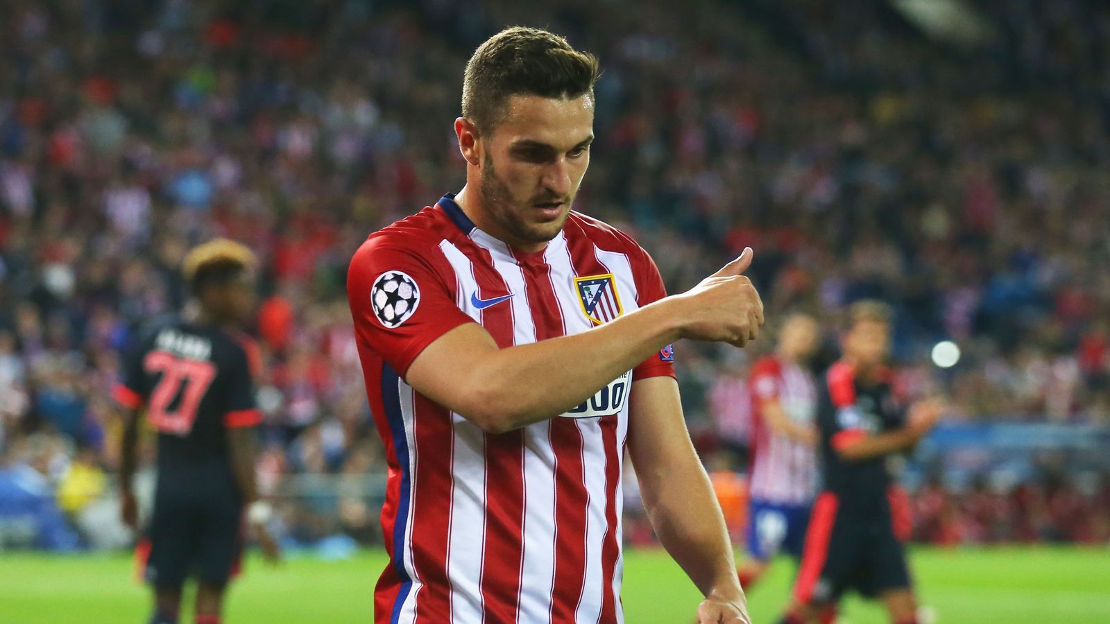 Suarez đánh giá Koke hoàn thiện hơn Xavi