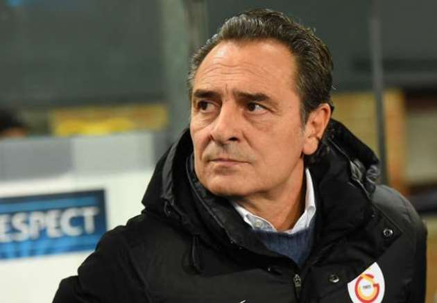 Valencia bổ nhiệm Cesare Prandelli trước thềm đại chiến