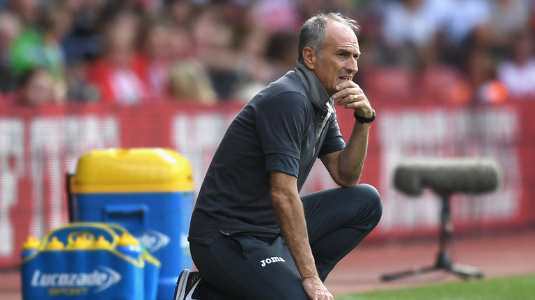 Chính thức: Premier League có HLV đầu tiên mất việc