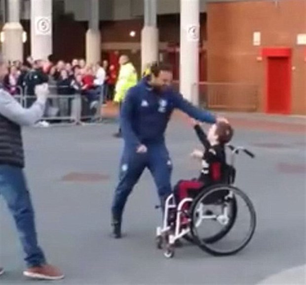 Ảnh bài viết Mata và lý do fan Man Utd đều quý anh 