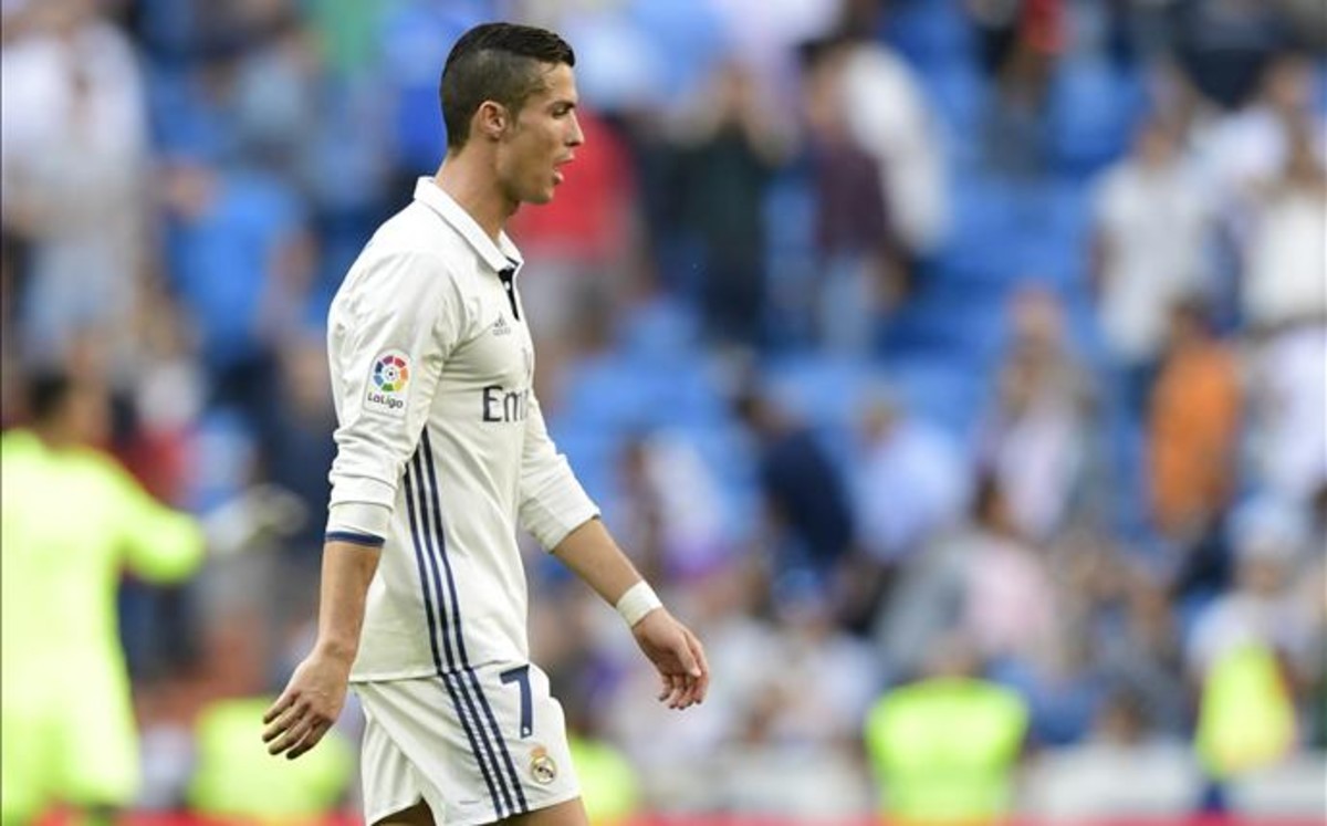 Ronaldo muốn chơi bóng thêm 10 năm nữa