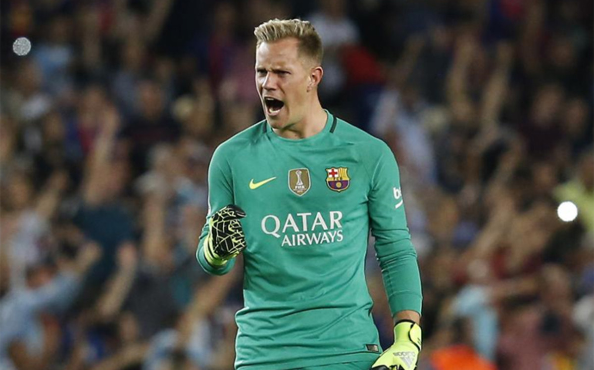 Thi đấu thảm họa, Stegen vẫn được Barca nâng niu
