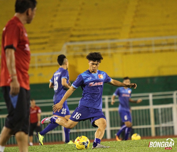 Ảnh bài viết Điểm tin sáng 05/10: HLV Hữu Thắng tập trung hàng công, sao trẻ Arsenal tiếp tục được nâng lương.