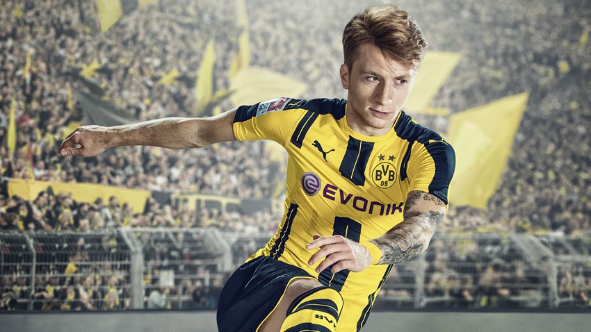 Doanh số FIFA 17 cao gấp 40 lần so với PES 17