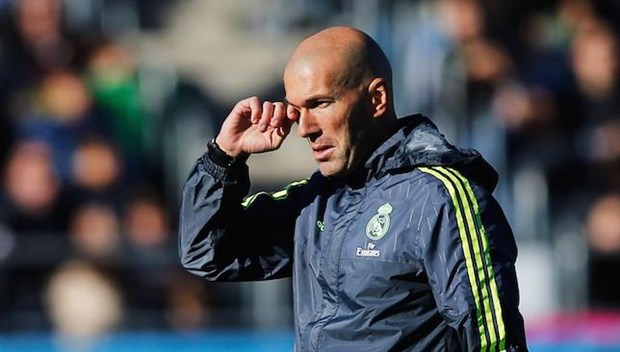 Zidane chỉ còn 4 sao Real để tập luyện cùng
