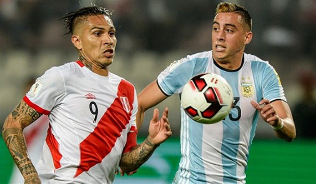Chùm ảnh: Argentina gây thất vọng trong lúc Messi đi xem phim