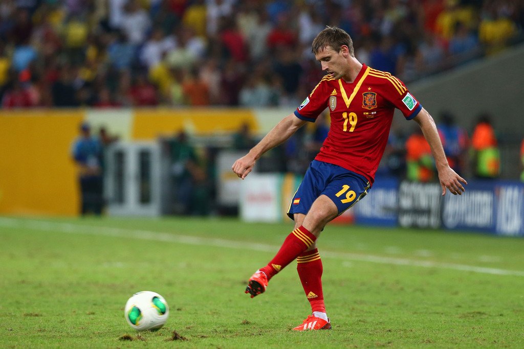 Jordi Alba chấn thương, cơ hội cho sao Arsenal
