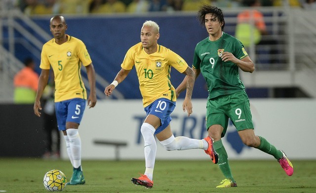 Neymar rực sáng, Brazil hủy diệt Bolivia với thắng lợi 5 sao