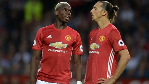 Ảnh bài viết "Ibra và Pogba phớt lờ mọi cầu thủ Man Utd"
