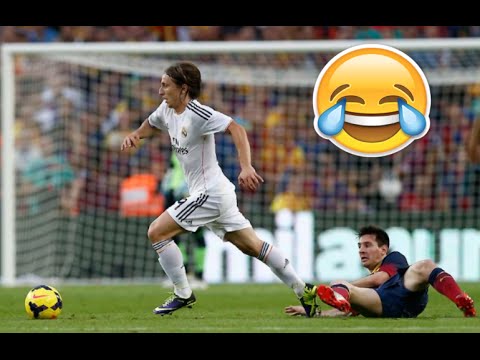 Ảnh bài viết Những tình huống Messi bị cầu thủ Real làm bẽ mặt