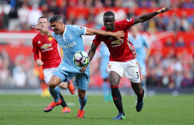 Ảnh bài viết Quan điểm chuyên gia: Eric Bailly gần hoàn hảo, có hơi nóng vội