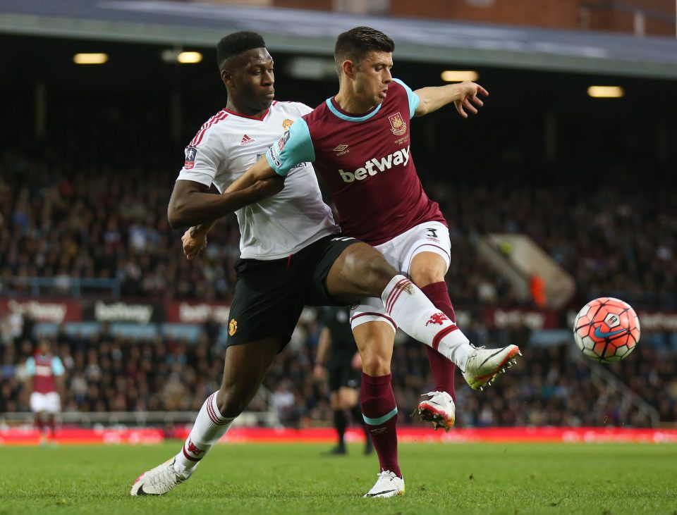 Ảnh bài viết Man Utd sắp trói chân sao trẻ Hà Lan