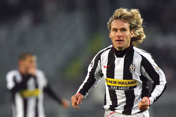 Ảnh bài viết Không được khoác áo M.U, Pavel Nedved tiếc nuối