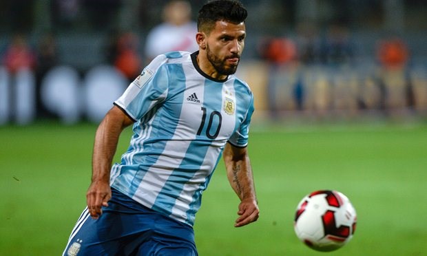 Ảnh bài viết Đá hỏng Penalty, Aguero sắp bị loại khỏi tuyển Argentina?