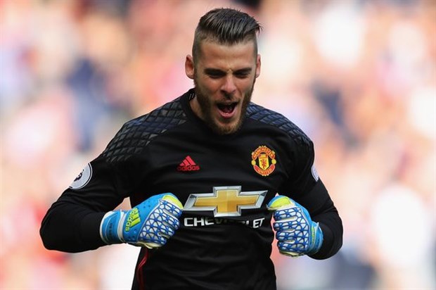 De Gea từng suýt thay thế Buffon khi Juventus xuống hạng