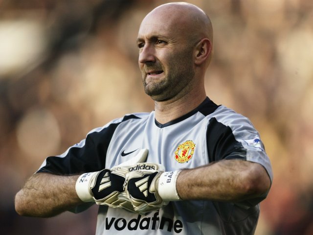 Fabian Barthez khi còn bắt cho Man United