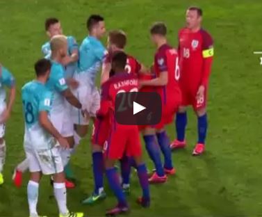 Ảnh bài viết Marcus Rashford bị cầu thủ Slovenia 'quây', Jesse Lingard ra sức bảo vệ