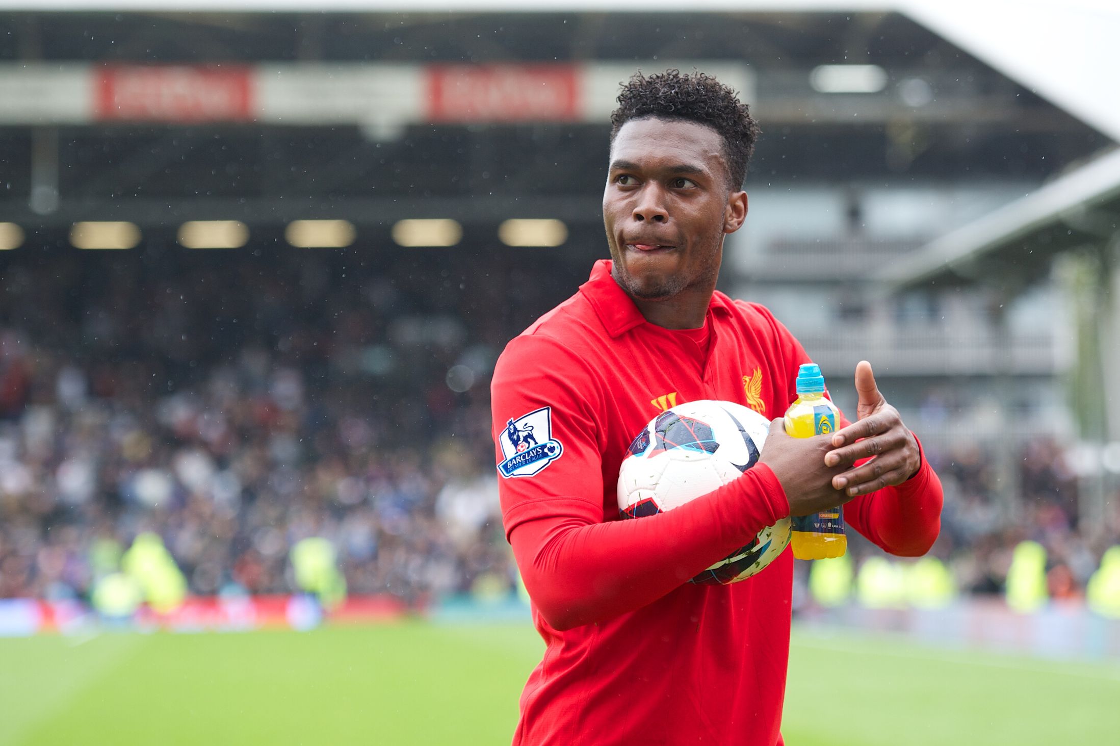 Sturridge nhận lời khuyên quý giá từ huyền thoại Chelsea