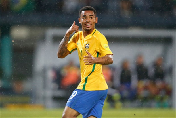 Vắng Neymar, Brazil vẫn dễ dàng kéo dài mạch toàn thắng