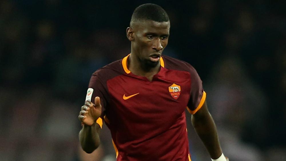 Lý do vì sao Chelsea theo đuổi Antonio Rudiger