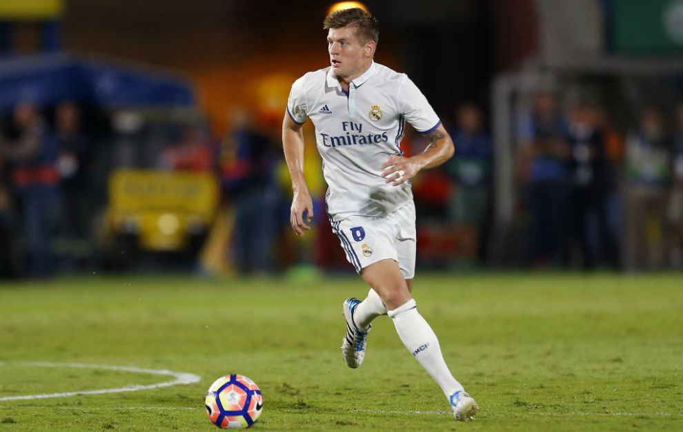 Kroos ghi dấu ấn Đức ở Bernabeu