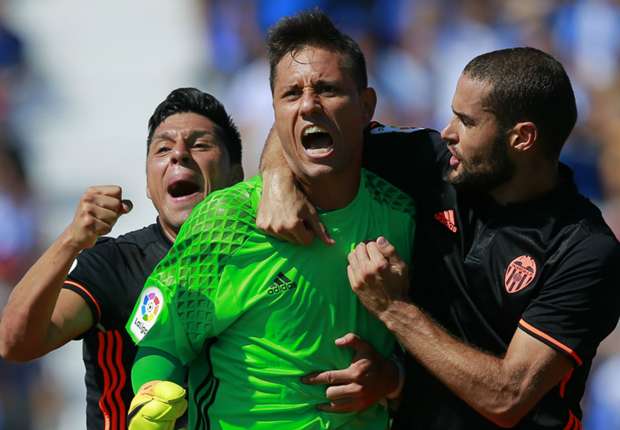 'Siêu nhân' của Valencia sợ hãi khi nhắc đến penalty