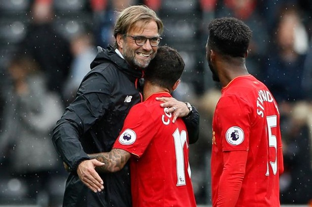 Huyền thoại Man Utd quay sang khen Klopp hết lời