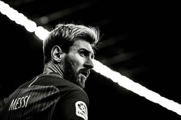 Chỉ 3 phút, Messi khiến Pep phải lo sợ