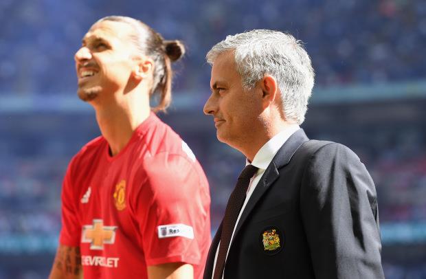 Điểm tin sáng 16/10: Ibrahimovic về M.U vì một người đặc biệt; Sao Schalke dính chấn thương cực nặng