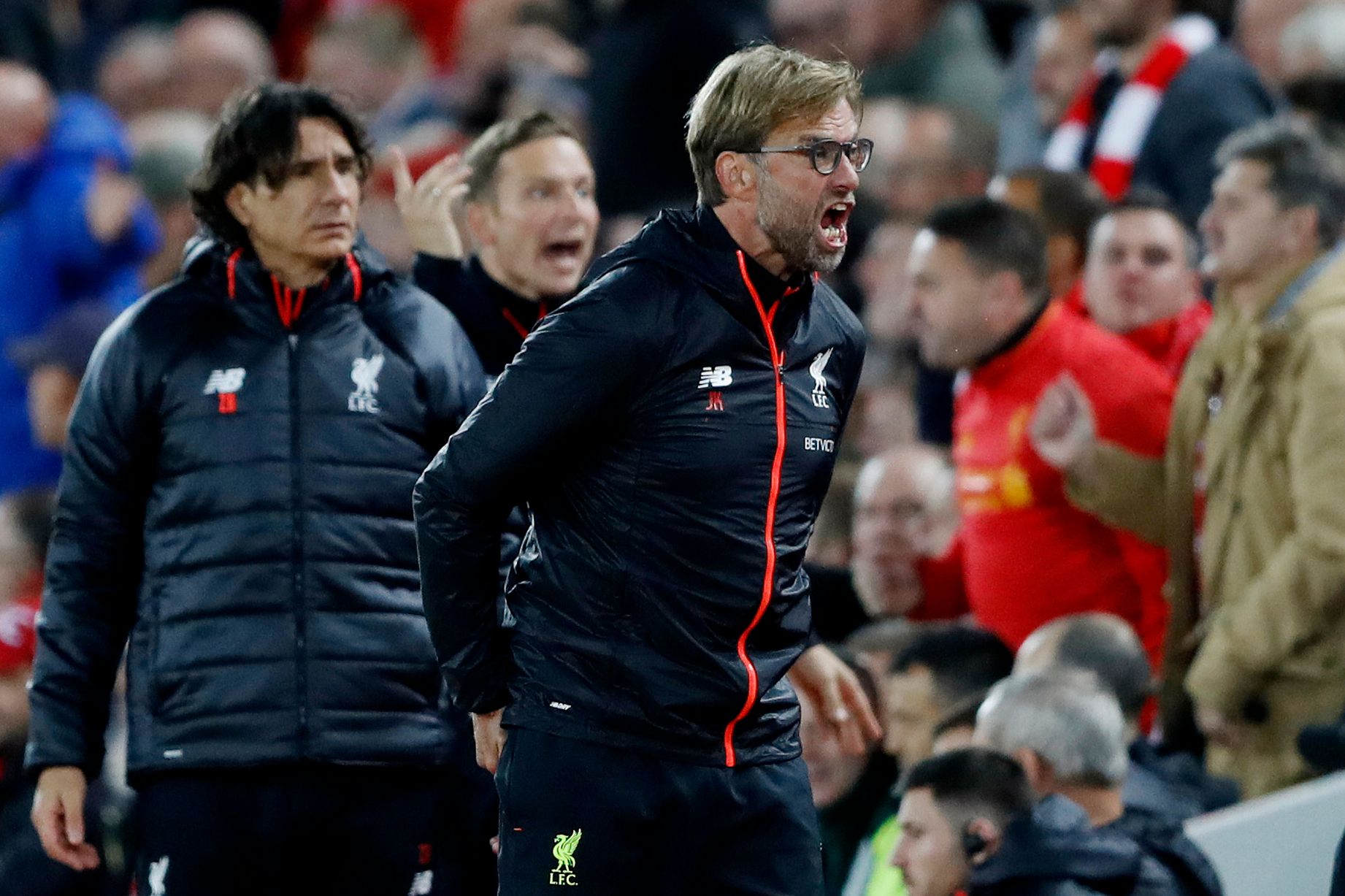 Ảnh bài viết Bản tin BongDa ngày 17-10-2016