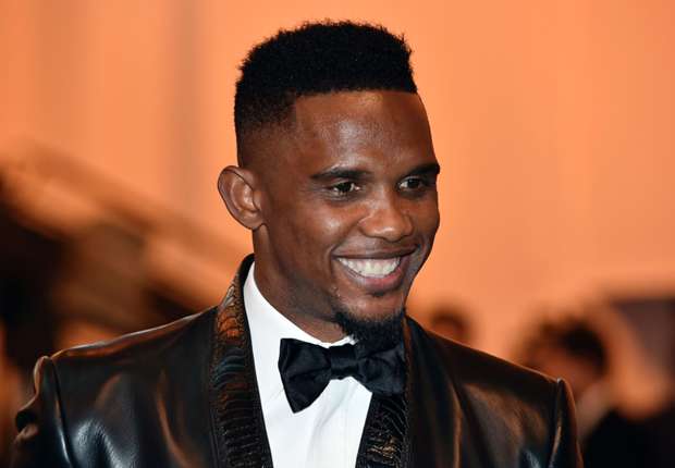 Eto'o bỏ tiền tỷ cá cược với fan