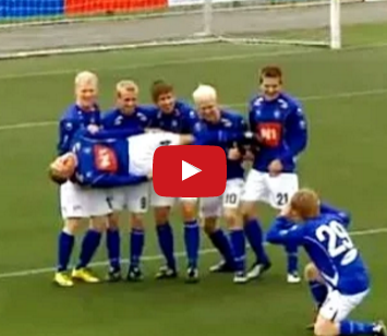 Ảnh bài viết Những pha ăn mừng để đời trong lịch sử bóng đá