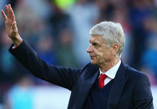 Arsenal thắng đậm, Arsene Wenger đạt cột mốc khủng