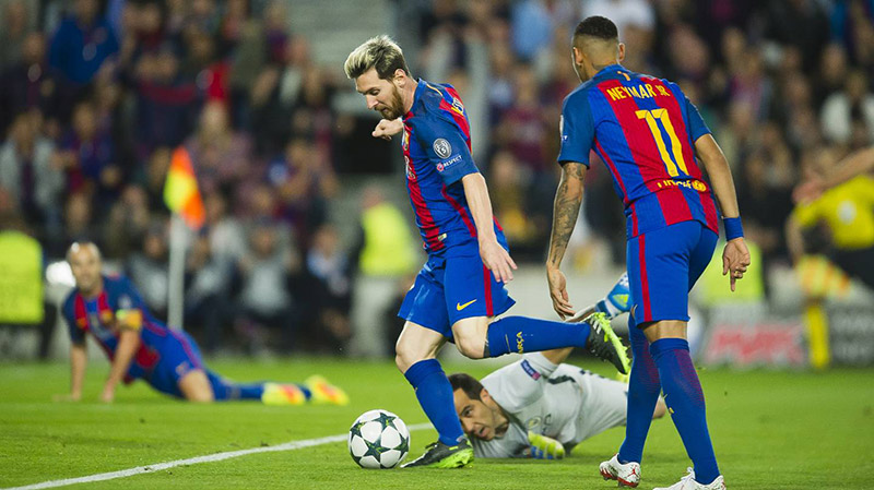 ĐHTB loạt trận 3 vòng bảng Champions League: Ngả mũ trước Messi