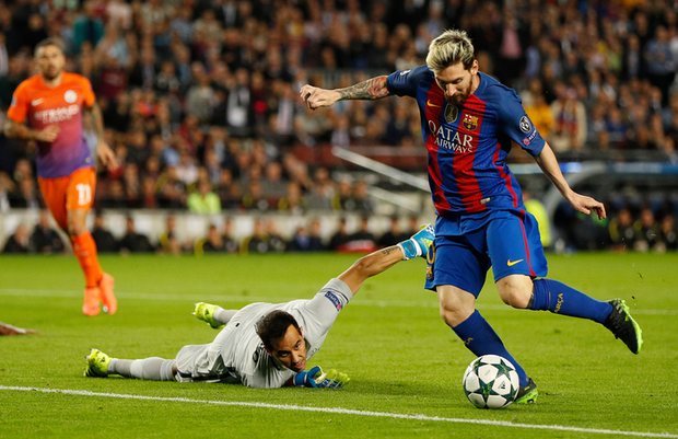 Điểm tin sáng 20/10: Wenger, Messi thiết lập cột mốc ấn tượng; Man Utd trói chân sao trẻ