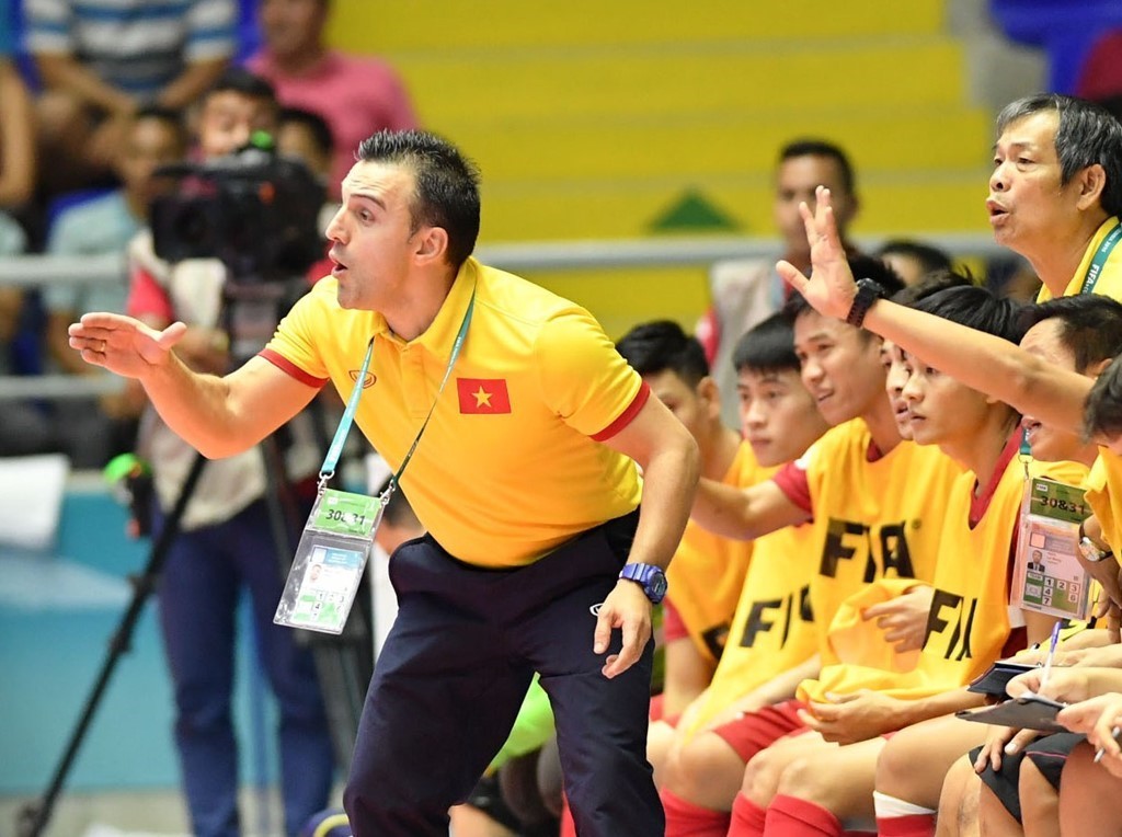 HLV Bruno Garcia dẫn dắt tuyển futsal Nhật Bản