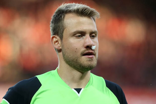 Mignolet sẵn sàng làm Klopp đau đầu ở vị trí thủ môn