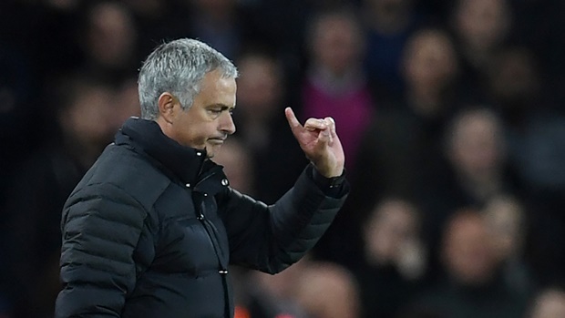 Ảnh bài viết Thống kê: M.U gặp 'ác mộng' Chelsea, Mourinho run rẩy?