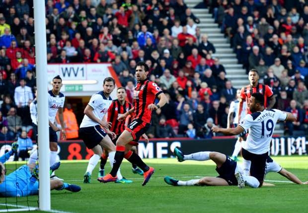 Góc HLV Nguyễn Văn Sỹ: Arsenal thắng dễ, Liverpool đi tiếp