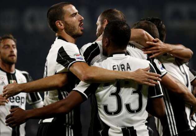 Trung vệ lập cú đúp, Juventus thắng hủy diệt Sampdoria